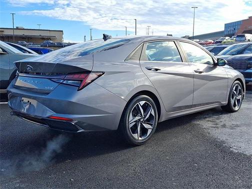 2022 Hyundai ELANTRA HEV Limited