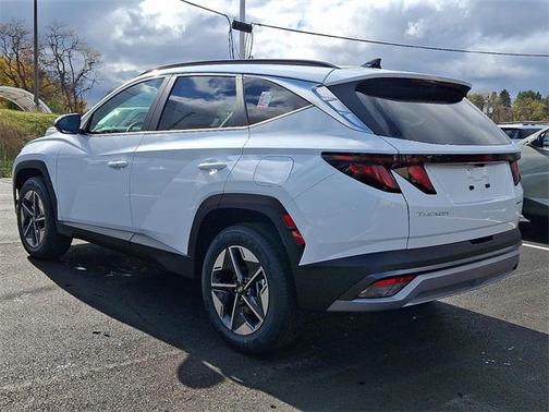 2026 Hyundai TUCSON Hybrid SEL