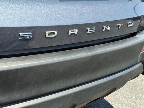 2021 Kia Sorento LX