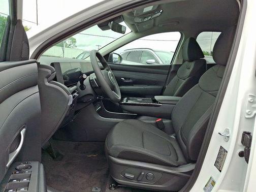 Creamy White Pearl 2026 Hyundai TUCSON Plug-In Hybrid SEL