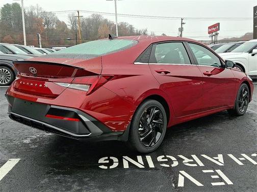 2026 Hyundai ELANTRA Sport