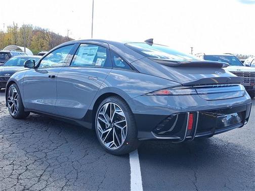 2025 Hyundai IONIQ 6 Limited