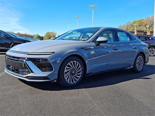 2026 Hyundai SONATA Hybrid Limited