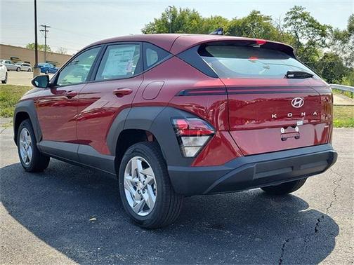2025 Hyundai KONA SE