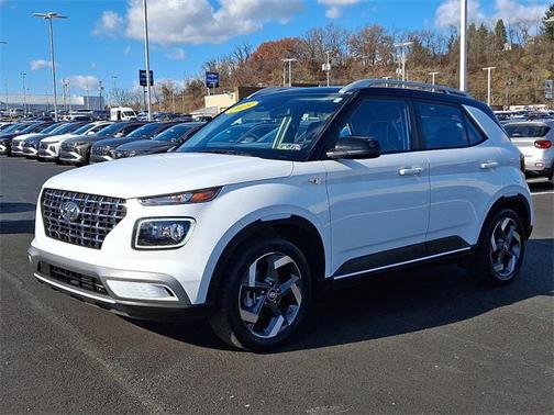 2023 Hyundai VENUE Limited