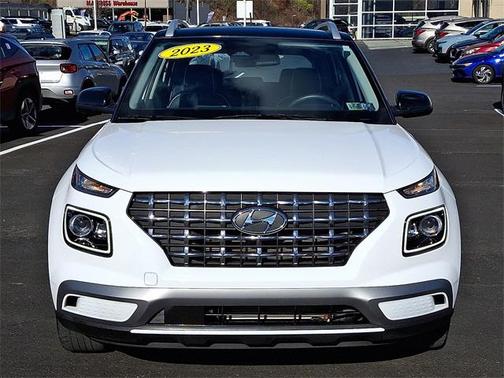 2023 Hyundai VENUE Limited