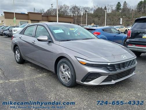 2025 Hyundai ELANTRA SE