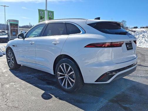 2025 Jaguar F-PACE P250 R-Dynamic S