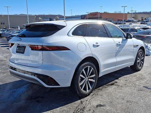 2025 Jaguar F-PACE P250 R-Dynamic S