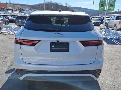 2025 Jaguar F-PACE P250 R-Dynamic S