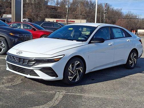 2025 Hyundai ELANTRA Sport