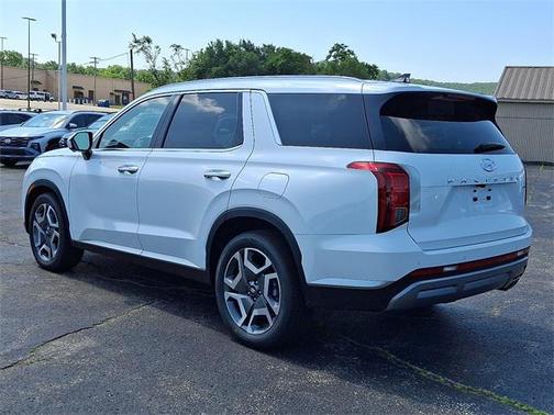 2025 Hyundai PALISADE SEL Premium