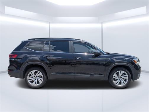 2023 Volkswagen Atlas 2.0T SE w/ Technology