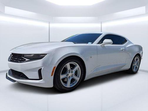 Summit White 2023 Chevrolet Camaro 1LT