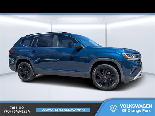 2022 Volkswagen Atlas 2.0T SE w/ Technology