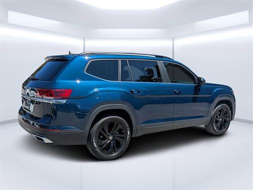 2022 Volkswagen Atlas 2.0T SE w/ Technology