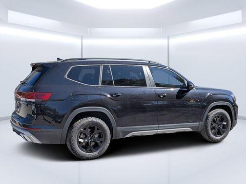 Black Pearl 2026 Volkswagen Atlas Peak Edition