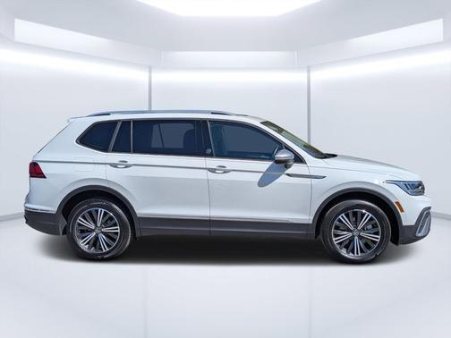2024 Volkswagen Tiguan 2.0T Wolfsburg