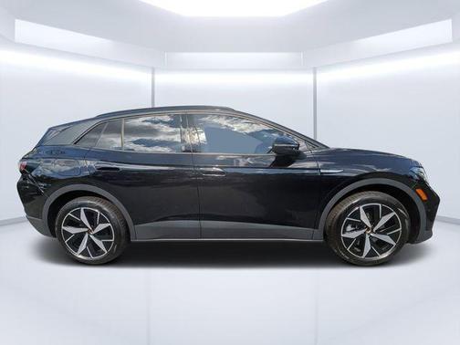 Deep Black 2025 Volkswagen ID.4 Pro S