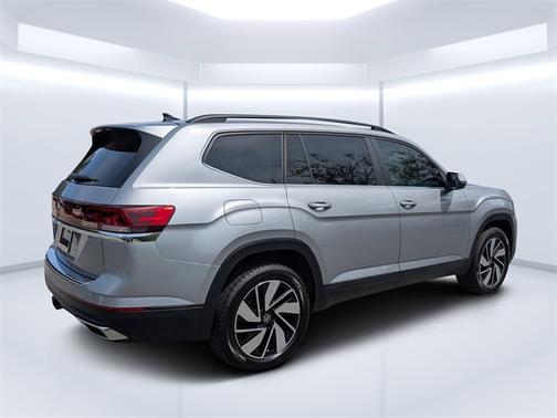 2024 Volkswagen Atlas 2.0T SE w/ Technology