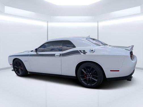 White Knuckle Clearcoat 2022 Dodge Challenger R/T