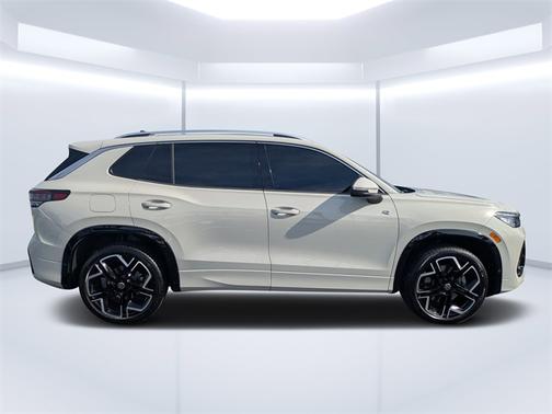 2025 Volkswagen Tiguan 2.0T SEL R-Line