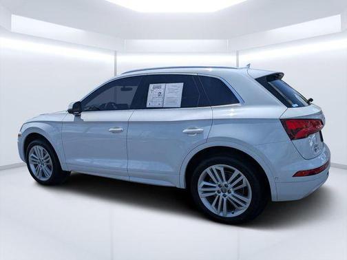 White 2019 Audi Q5 2.0T Prestige