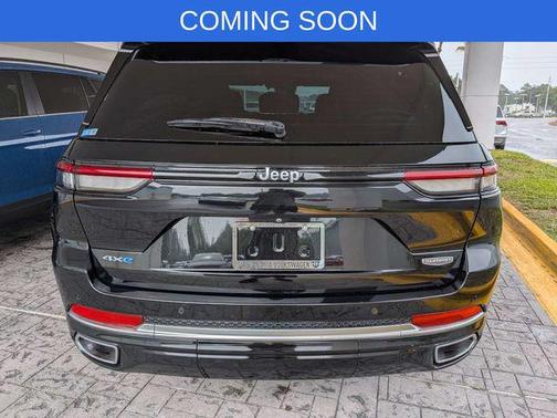 Diamond Black Crystal Pearlcoat 2024 Jeep Grand Cherokee 4xe Summit Reserve