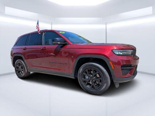 Velvet Red Pearlcoat 2024 Jeep Grand Cherokee Altitude