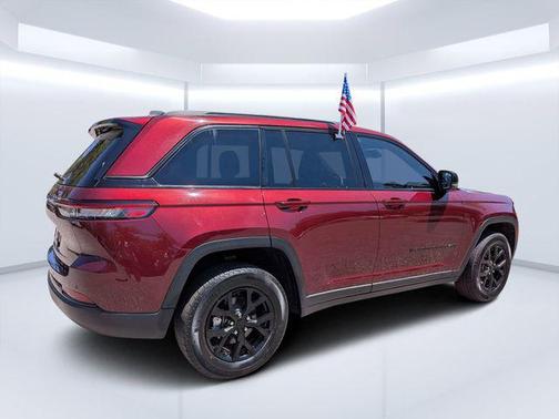 Velvet Red Pearlcoat 2024 Jeep Grand Cherokee Altitude