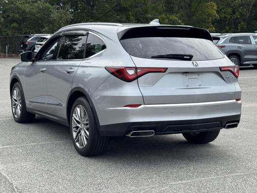 2022 Acura MDX Advance