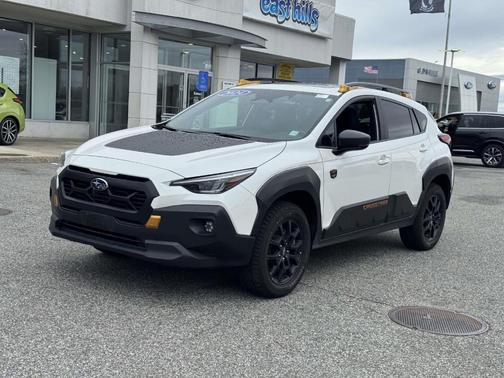 Crystal White Pearl 2024 Subaru Crosstrek Wilderness
