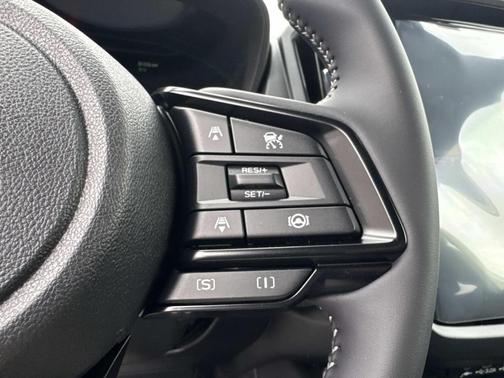 Crystal White Pearl 2025 Subaru Forester Hybrid