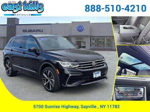 Deep Black Pearl Effect 2023 Volkswagen Tiguan 2.0T SEL R-Line