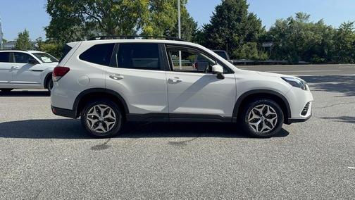 2022 Subaru Forester Premium