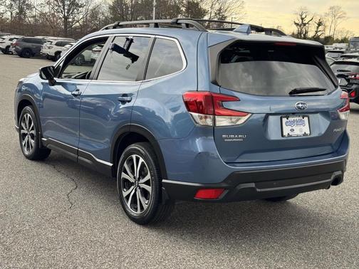 Horizon Blue Pearl 2023 Subaru Forester Limited