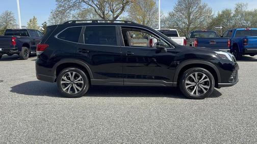 Crystal Black Silica 2023 Subaru Forester Limited