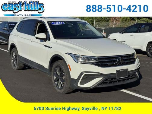 Pure White 2022 Volkswagen Tiguan 2.0T SE