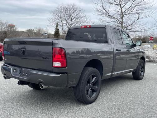 Granite Crystal Clearcoat Metallic 2019 RAM 1500 Classic Express