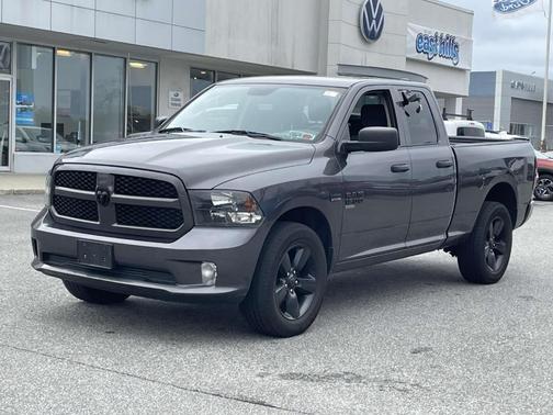 Granite Crystal Clearcoat Metallic 2019 RAM 1500 Classic Express