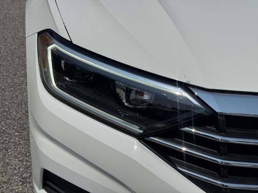 Pure White 2021 Volkswagen Jetta 1.4T SEL