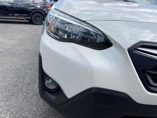 Crystal White Pearl 2023 Subaru Crosstrek Premium