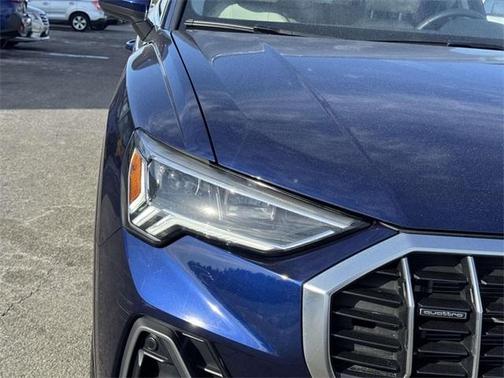 2025 Audi Q3 45 S line Premium