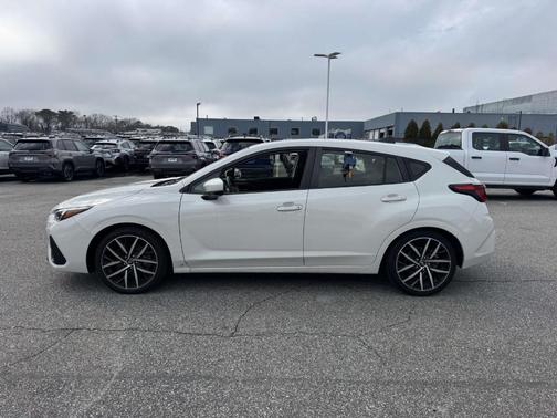 Crystal White Pearl 2024 Subaru Impreza Sport