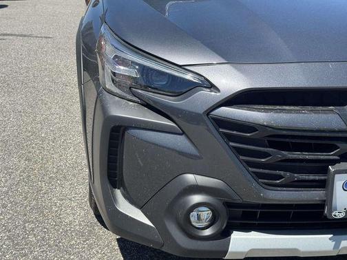 Magnetite Gray Metallic 2025 Subaru Outback Limited