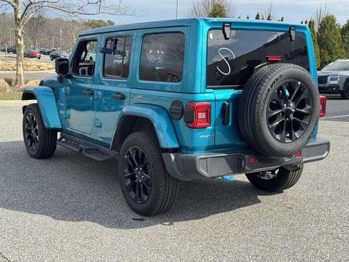 Pearlcoat 2024 Jeep Wrangler 4xe Sahara