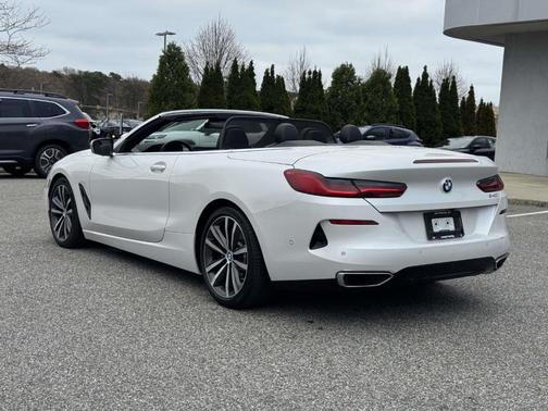 Mineral White Metallic 2020 BMW 840 i