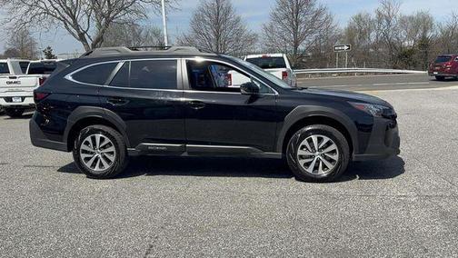 Crystal Black Silica 2025 Subaru Outback Premium