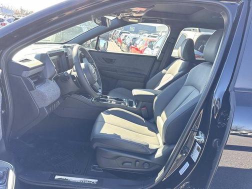 Crystal Black Silica 2026 Subaru Outback Limited XT