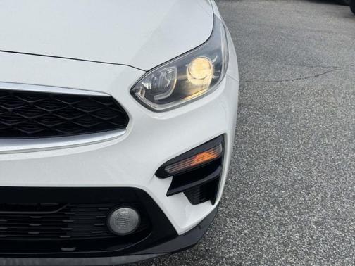 Clear White 2020 Kia Forte LXS